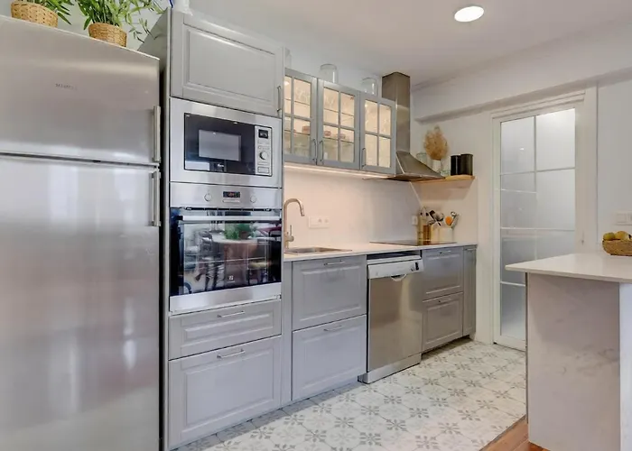 Ondarreta Stays With Independent Entrance Homestay San Sebastian